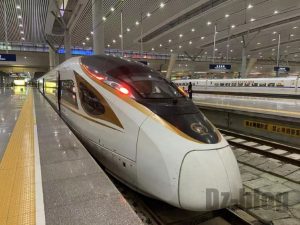 復興号CR400BF